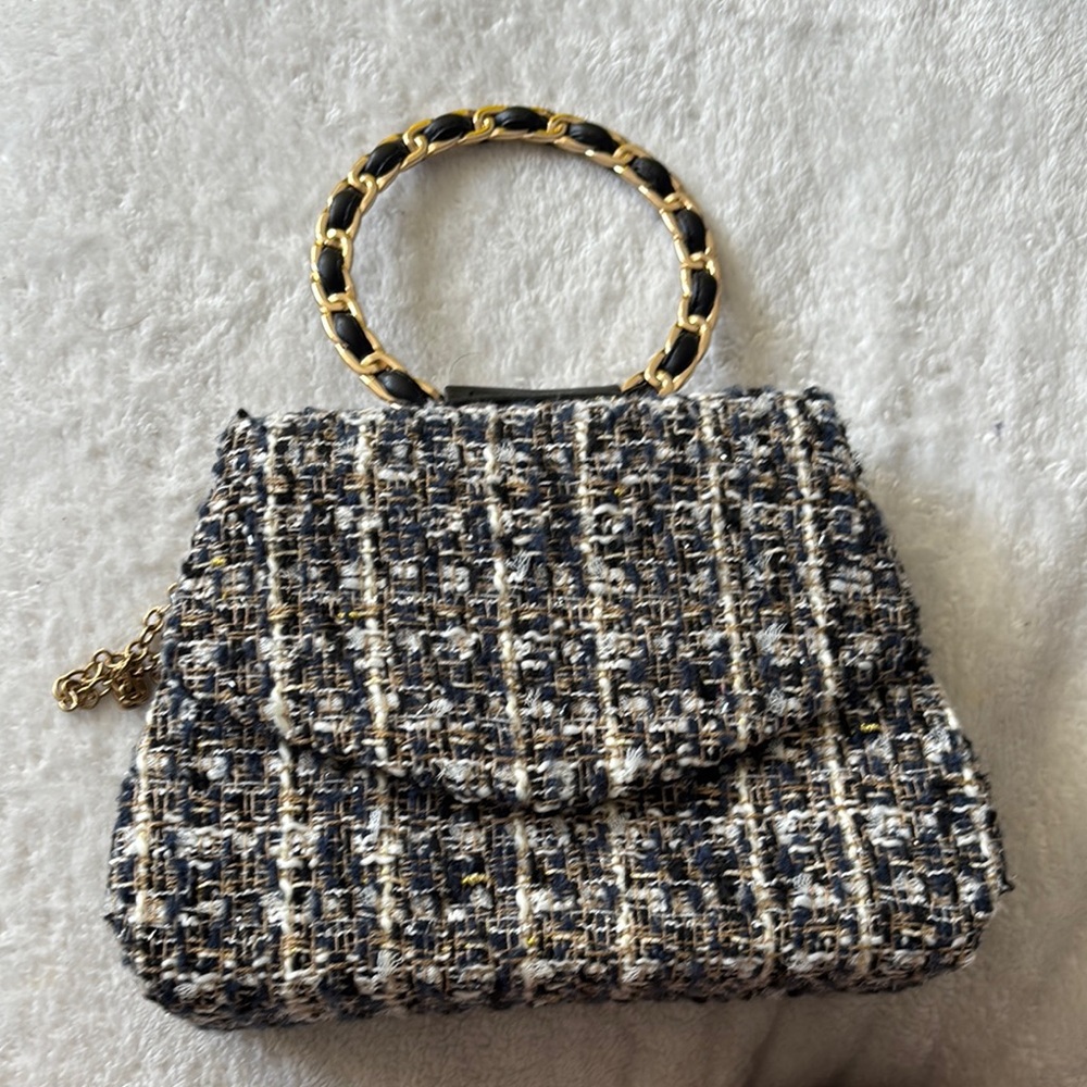 Chic Tweed Handbag with Gold Accents